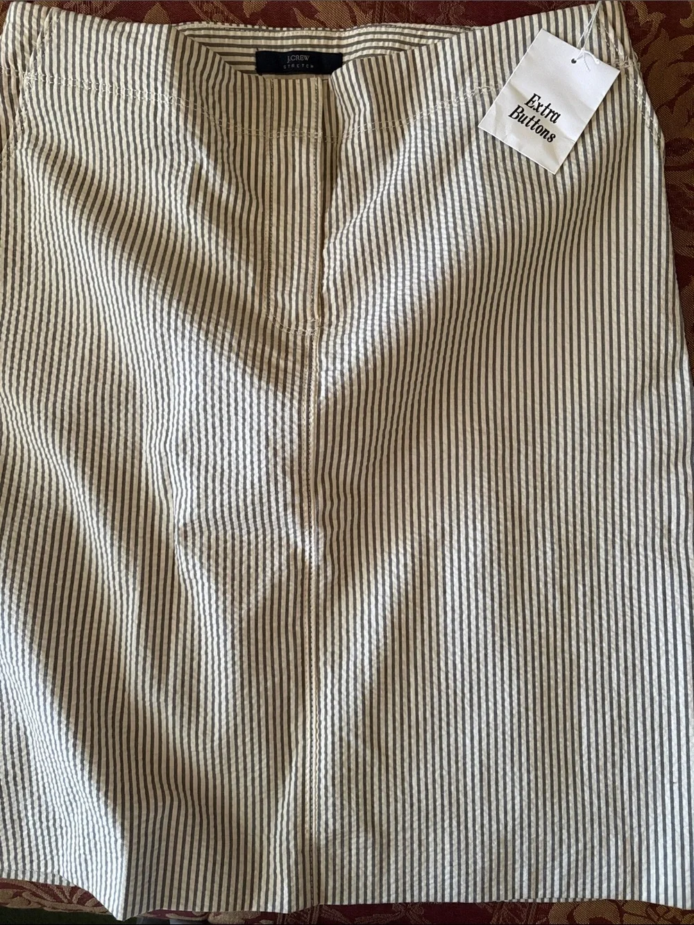 J. Crew White and Gray Stripes Seersucker pencil Skirt NWOT Size 6
